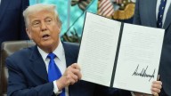 Trump firma una orden para garantizar la seguridad de Catar tras...