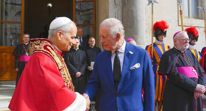 Carlos III y Camila visitan basílica en Roma y presiden acto por la unidad cristiana