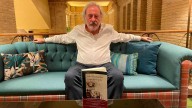 Julio Llamazares (escritor): "La Guerra Civil española terminará definitivamente el día que se saque al último muerto de la cuneta"