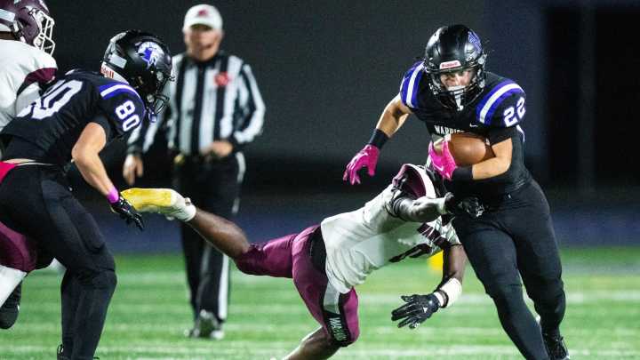 See the best Iowa high school football moments from IHSAA Week 9