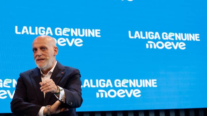 Tebas contesta a Carvajal tirando balones fuera: "Lo que sí adultera es Real Madrid TV"