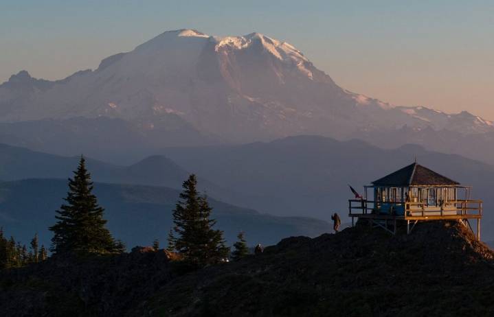 Who are WA’s few remaining fire lookouts? We climb mountains to meet them