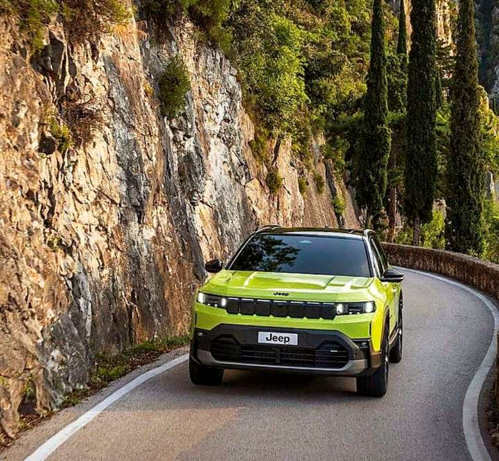 Jeep abre la lista para el Altitude Compass
