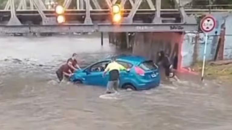 Fuerte temporal en la Ciudad de Buenos Aires: algunos barrios superaron el récord de lluvias de todo octubre en pocas horas