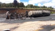Vuelca y explota pipa cargada con diésel en la México