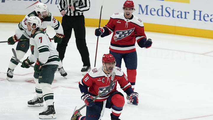 Ovechkin’s first goal of the season brings him within 2 of the 900 mark for his career