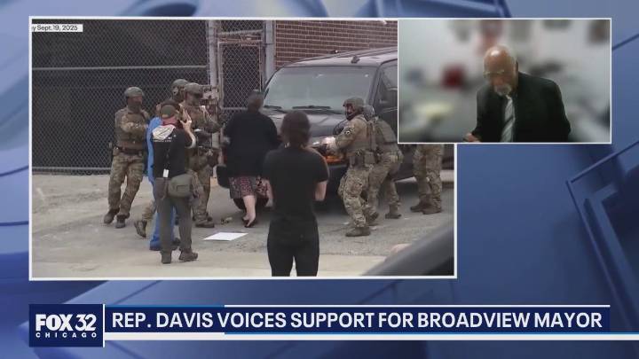 Rep. Davis voices support for Broadview mayor