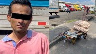 Hombre roba dos costales de cebollas y un diablito en la Central de Abastos en Iztapalapa