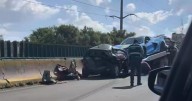 ¡Caos en la Chamapa-Lechería! Auto de lujo se estrella con tráiler y deja dos heridos