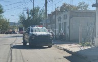Localizan cuerpo en descomposición dentro de una camioneta en la Zona Centro de Ciudad Juárez