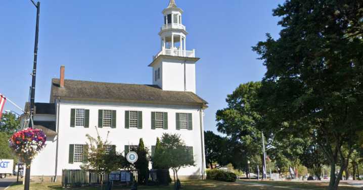 Historic Tallmadge church celebrates bicentennial