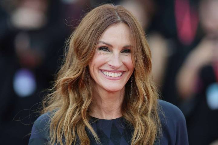 Julia Roberts Wore a Shirt Dress: Get the Look from $24