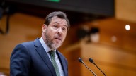 La Brújula de la Economía: La nueva ley de movilidad sostenible, el equipaje de mano y Cristiano Ronaldo (08/10/2025)