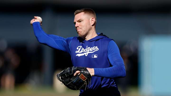 Shohei Ohtani starts Game 4 after Dodgers marathon…