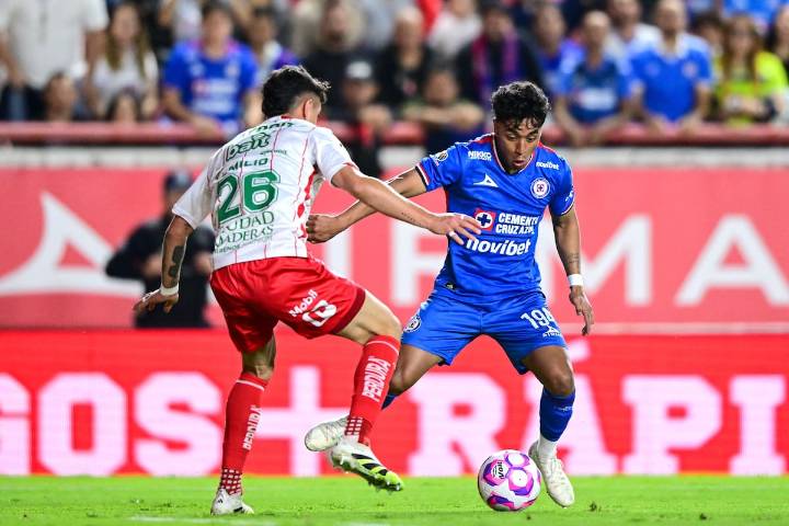Dramático empate entre Necaxa y Cruz Azul en el Estadio Victoria