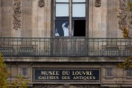 Factbox-High-profile heists from museums