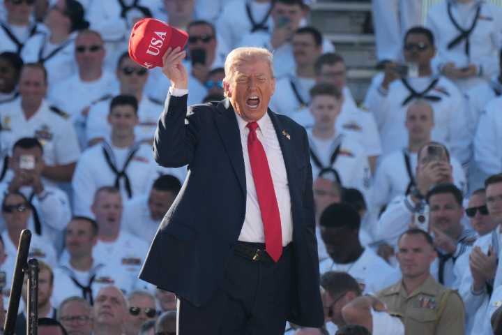 Trump doesn't let shutdown interfere with celebrating Navy's 250th anniversary