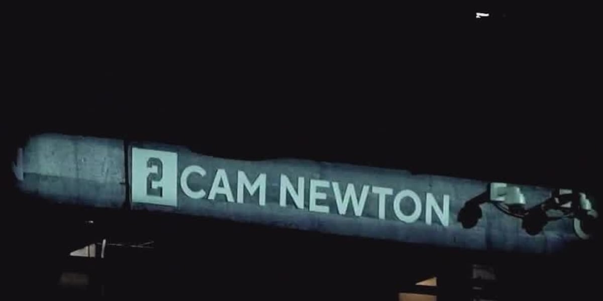 Auburn retires Cam Newton’s jersey