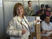 Las perlitas de las elecciones 2025: errores, disfraces y momentos virales en la jornada electoral