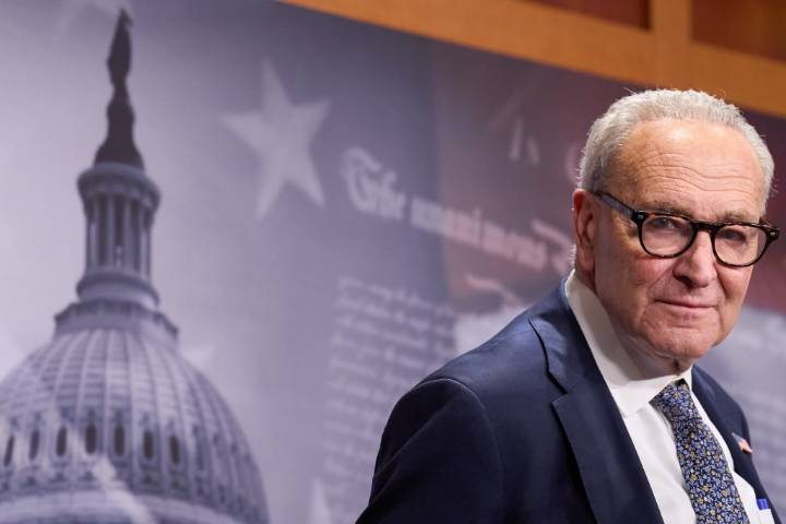 Schumer coalition holds steady as Democrats oppose third GOP funding vote