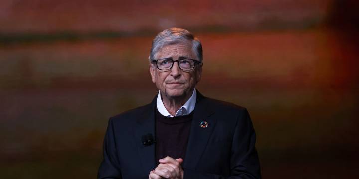 No son los abogados ni los médicos: los únicos trabajos que no serán automatizados por la IA, según Bill Gates