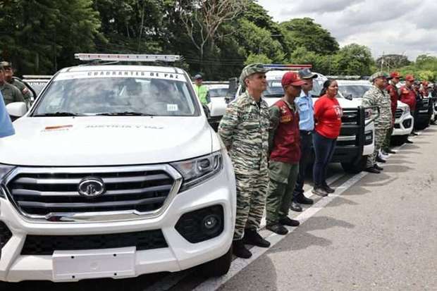 Entregan dotación a 112 Cuadrantes de Paz en Yaracuy