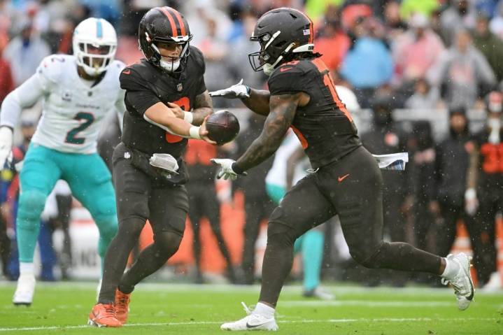 Live updates: Miami Dolphins at Cleveland Browns
