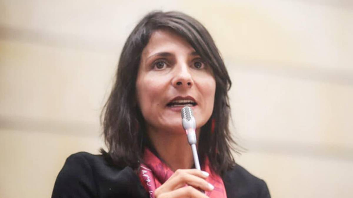 Ministra de Ambiente encargada enfrenta sanción por no reglamentar obligación de sembrar árboles