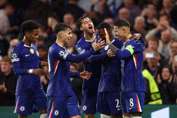 Chelsea 5 Ajax 1 - Excellent Estevao leads the way as Maresca gets tactics spot on