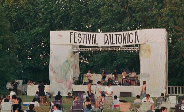 Vuelve el Woodstock argentino: así será el Festival Daltónica 2025