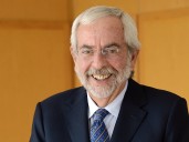 Enrique Graue recibe Reconocimiento Especial de la Fundación Premio Crónica