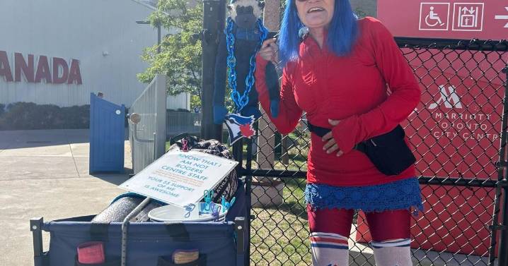 Blue Jays fan club plays the hits during ALDS run