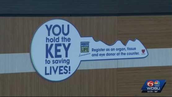 Louisiana man thanks OMV employees for lifesaving organ donor registrations