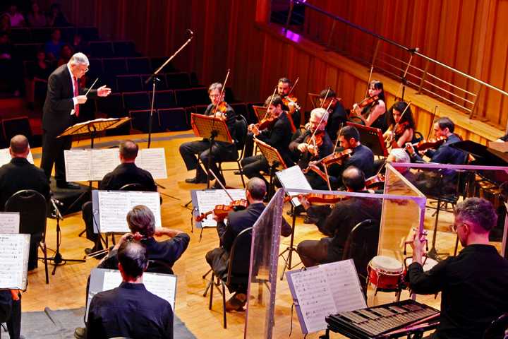Campeones Mundiales de Tango Escenario 2025 junto a la Orquesta del Tango de Buenos Aires