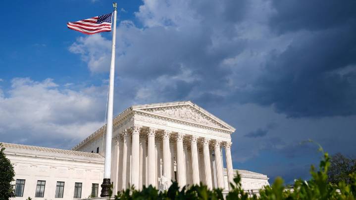 Supreme Court prepares to consider fate of Trump's tariffs, as president calls out Canada for ad about levies