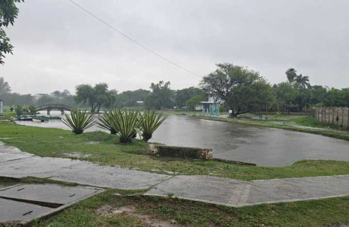Gran Resistencia: APA informó que el sistema de drenaje funcionó con normalidad y que se esperan lluvias intensas también este viernes