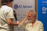 Las palabras de esta joven qué hicieron romper en llanto a David Lebón durante la presentación de su libro