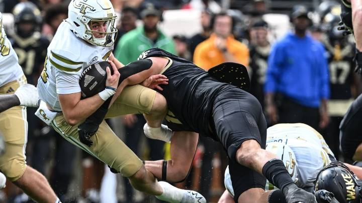 AP Top 25 Extra Points: Keeping the Ramblin' Wreck on track is Georgia Tech goal as top