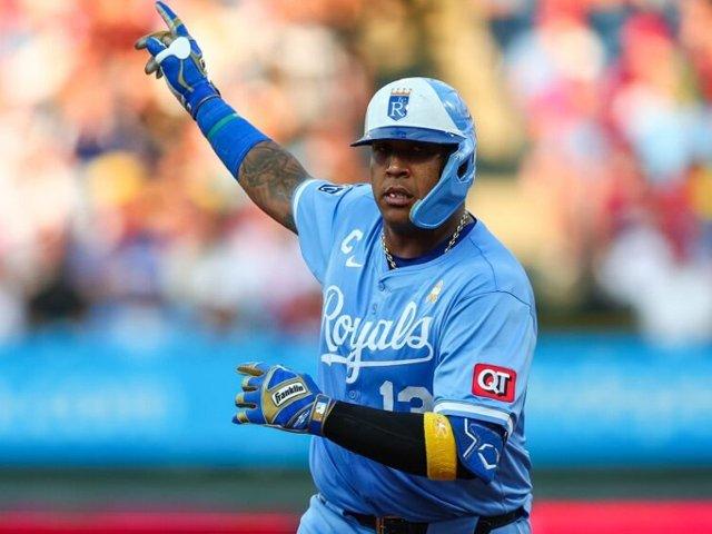 Salvador Pérez jugará con Leones en diciembre