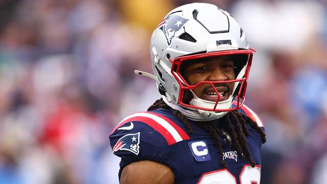 New England Patriots trade safety, defensive end for 2026 draft picks, ESPN's Adam Schefter reports