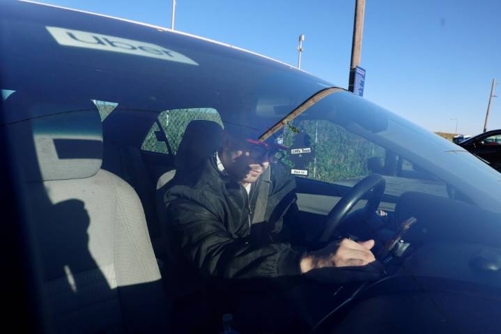 Border Patrol officers arrest rideshare drivers at O'Hare