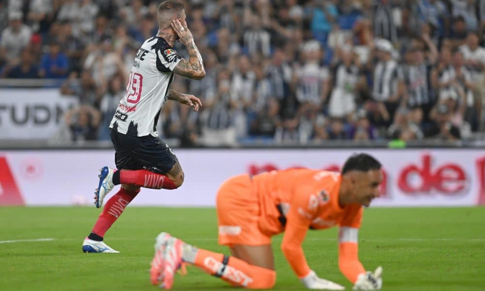 Sergio Ramos anota a Keylor Navas y sella empate de Monterrey con Pumas