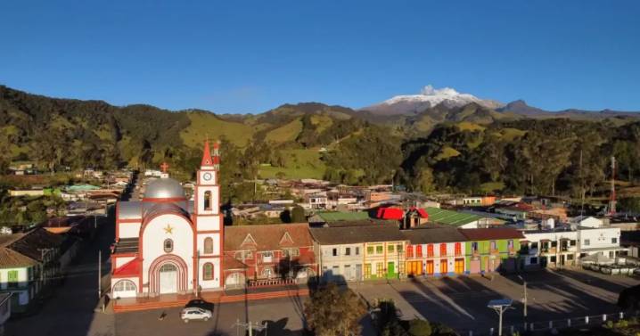 Murillo, vecino del volcán Nevado del Ruiz, está entre los 52 mejores pueblos turísticos del mundo en el 2025