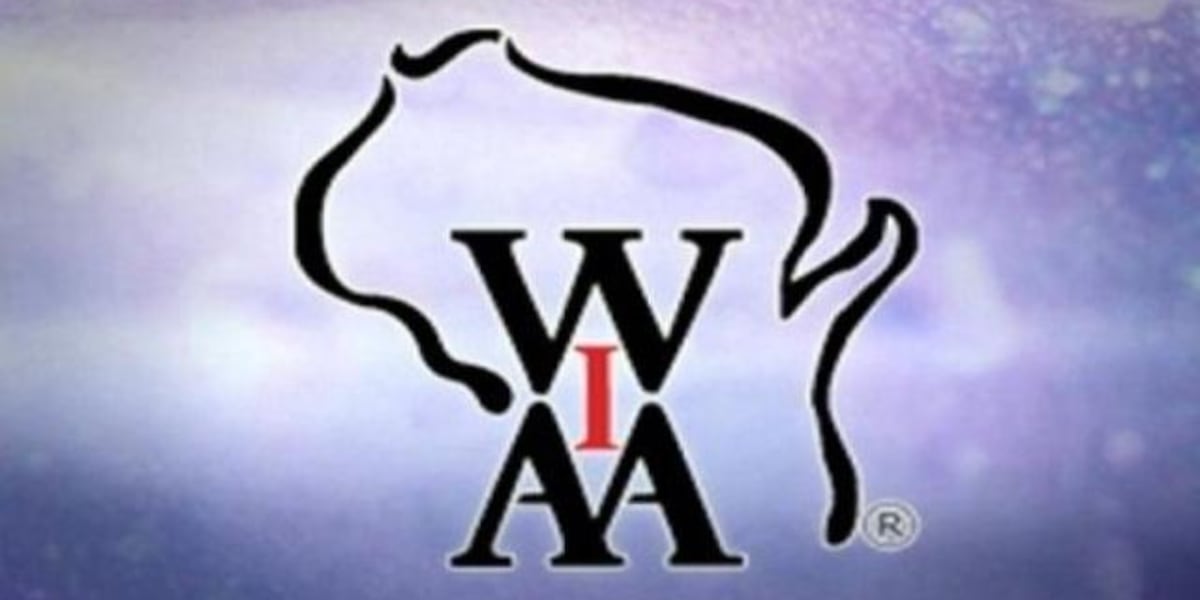 Five local teams earn top seeds in WIAA football brackets