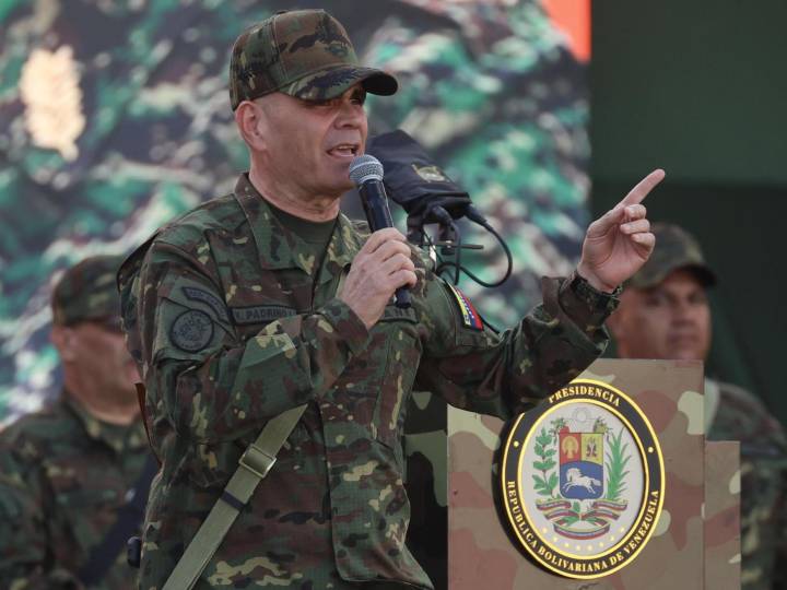 Venezuela denunciará ante la ONU una "incursión ilegal" de 5 "aviones de combate" de EEUU que volaron "a 75km" de su costa