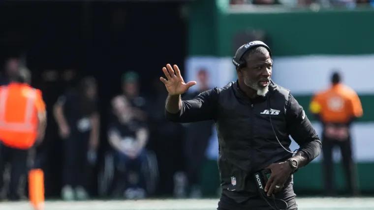 New York Jets trade rumor from CBS details 'stubborn' approach, top candidates