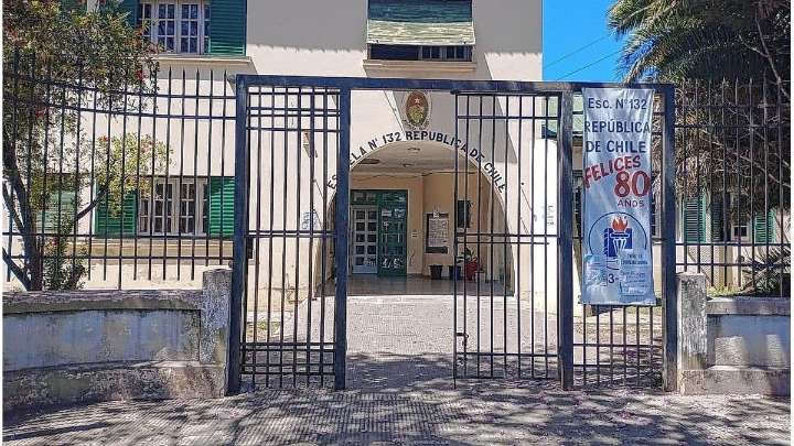 La escuela República de Chile invita a una feria solidaria este sábado
