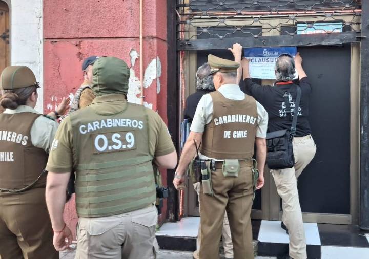 AHORA ⛔️ Fueron clausurados locales de juegos en Chillán.