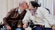 El amor sin límites de Rebeca y Miguel: «Tenemos un 80% de discapacidad y nos hemos enamorado para siempre»