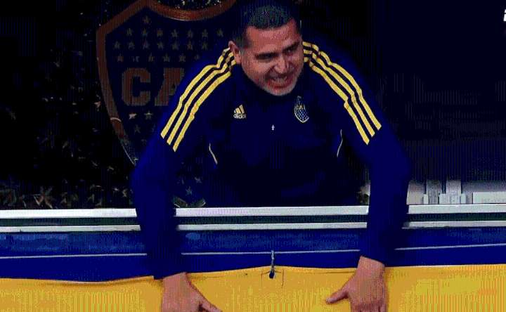Una leyenda del fútbol mundial se acordó de Juan Román Riquelme: «Le agradezco»